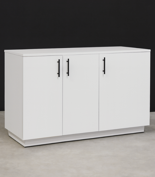 Meuble de rangement blanc 3 portes en bois MDF – Design épuré et poignées noires verticales
