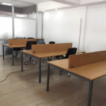 Postes de Travail Open Space – Design Moderne & Productivité Maximale