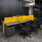 Bench 6 postes "Nearya Focus" – Bureau collaboratif avec cloisons jaunes pour open space dynamique