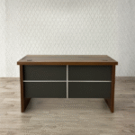 Bureau moderne en bois – Élégance minimaliste pour espaces professionnels